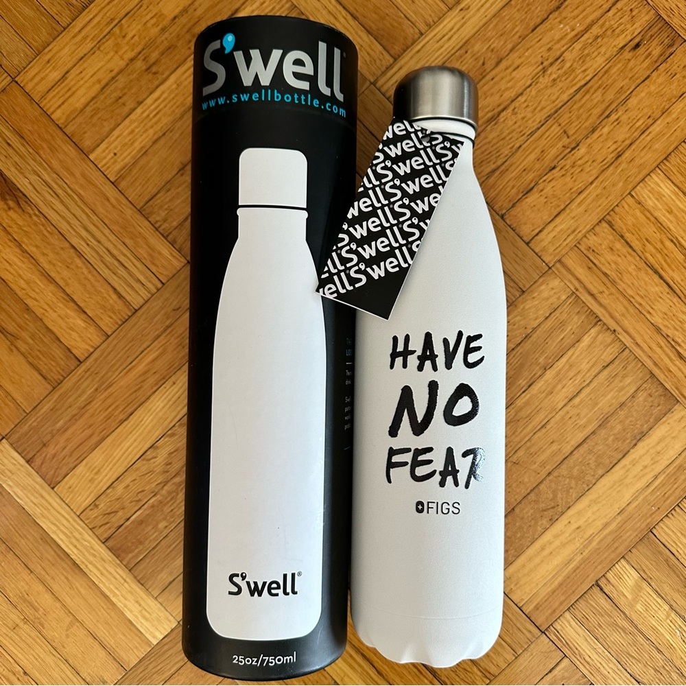 New with tag NWT Swell x Figs Have No Fear Limited Edition water bottle.